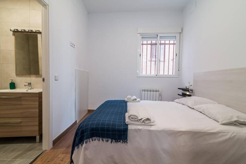 #15Pin-1 Apartamento De Un Dormitorio En Tetuan Madrid Dış mekan fotoğraf
